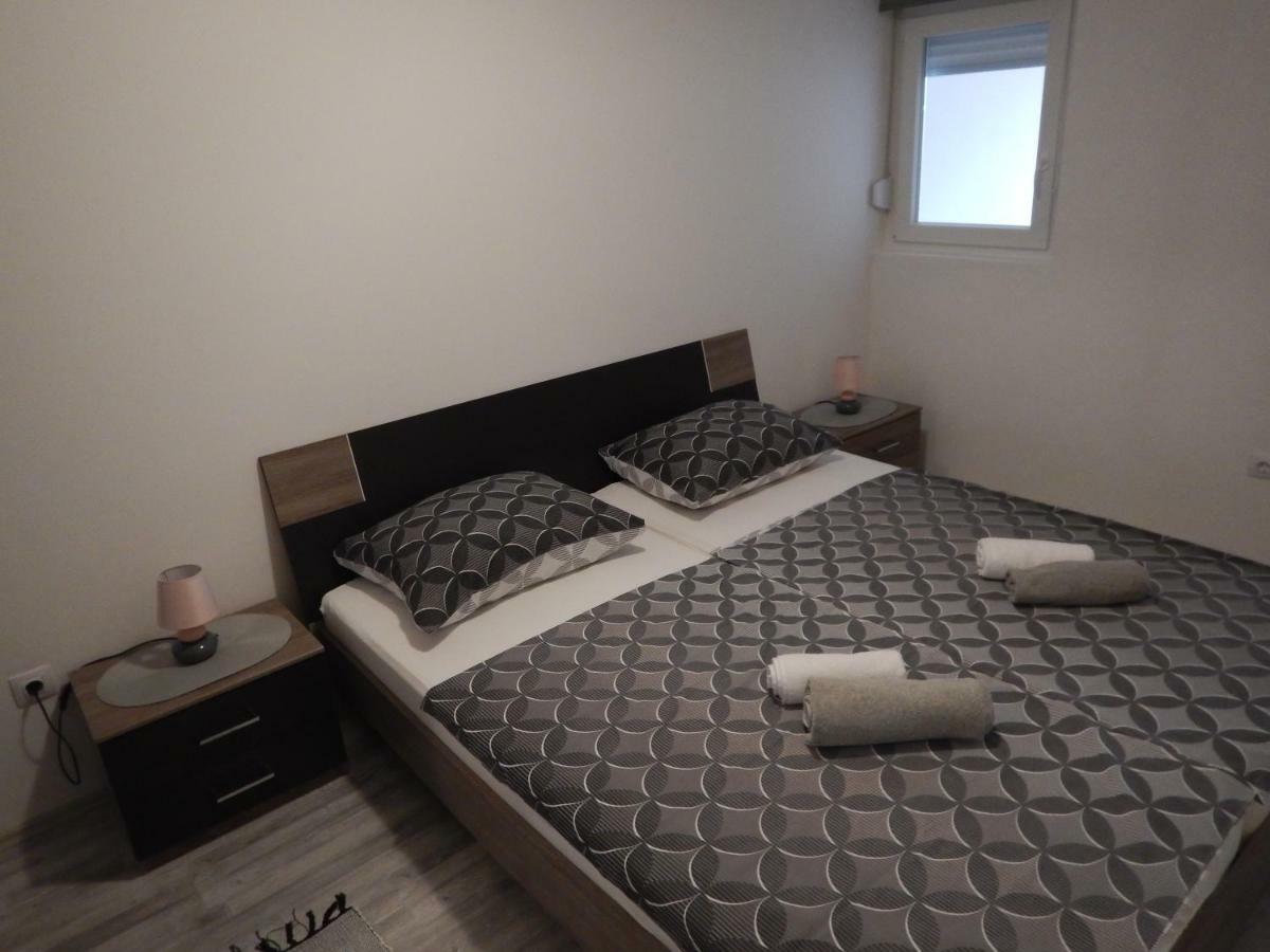 Apartman Ivankovic*** Pula Dış mekan fotoğraf